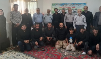 برگزاری کارگاه برنامه یاوران تولید با موضوع" اصول تغذیه دام سنگین در گاوداری " در شهرستان بهار