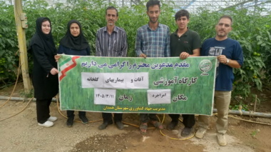 برگزاری کلاس آموزشی ترویجی با موضوع «آفات و بیماری‌های گلخانه» در همدان