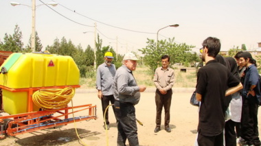 بازدید دانشجویان گیاه‌پزشکی از ایستگاه تحقیقاتی اکباتان
