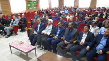 نهمین کاروان ترویج بهره‌وری و الگوی کشت ملی محصولات زراعی با محوریت تغییر اقلیم و افزایش تاب‌آوری بخش کشاورزی با تأکید بر مدیریت پایدار آب و انرژی در شهرستان نهاوند