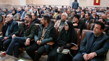برگزاری کارگاه آموزشی کنترل آفات، بیماری‌ها و علف‌های هرز مزارع سیر در همدان
