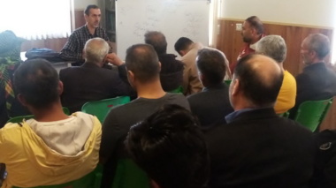 برگزاری دوره آموزشی و ترویجی در قالب طرح یاوران تولید با موضوع مبارزه با آفات غلات در شهرستان ملایر