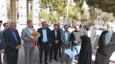 مراسم غبارروبی و عطرافشانی گلزار شهدا و تجدید میثاق با خون شهیدان در شهرستان اسدآباد